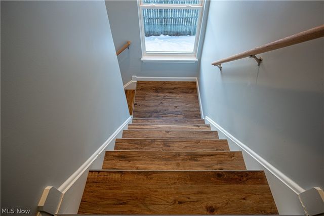 161 High Street, Elyria, OH 44035