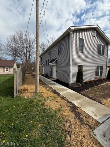 161 High Street, Elyria, OH 44035