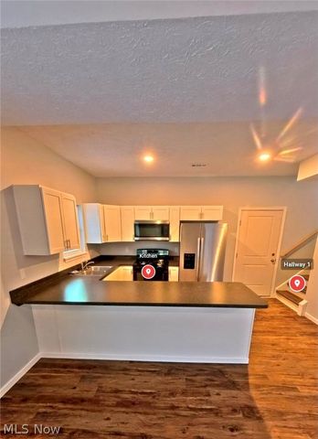 161 High Street, Elyria, OH 44035