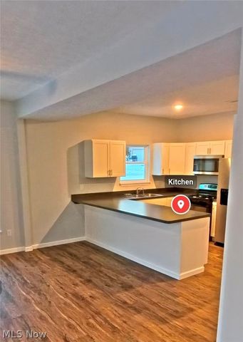 161 High Street, Elyria, OH 44035