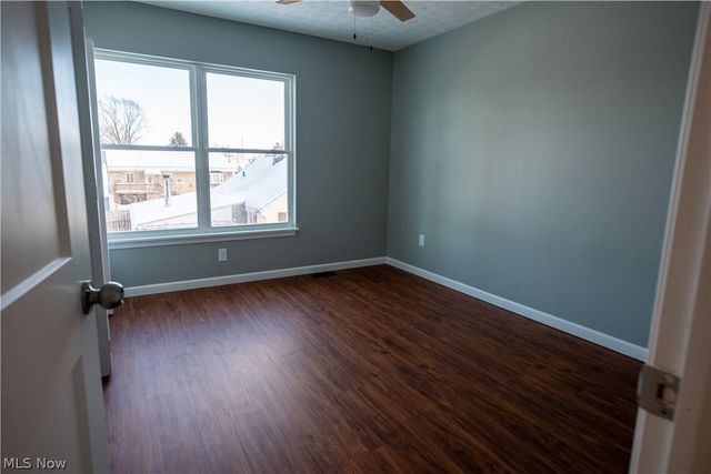 161 High Street, Elyria, OH 44035