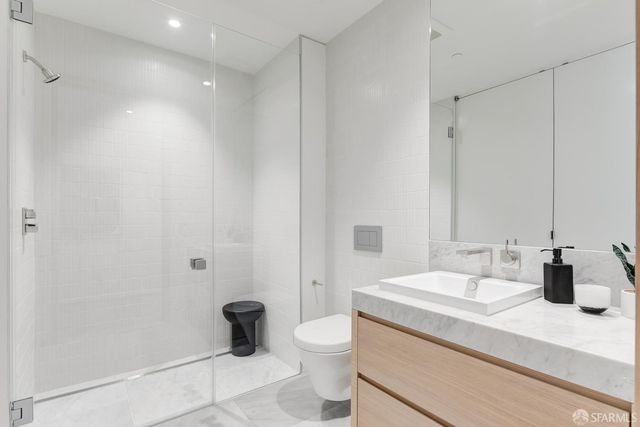 1 Steuart Lane 605, San Francisco, CA 94105