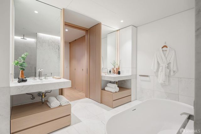 1 Steuart Lane 605, San Francisco, CA 94105