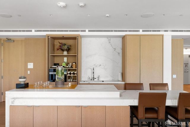 1 Steuart Lane 605, San Francisco, CA 94105