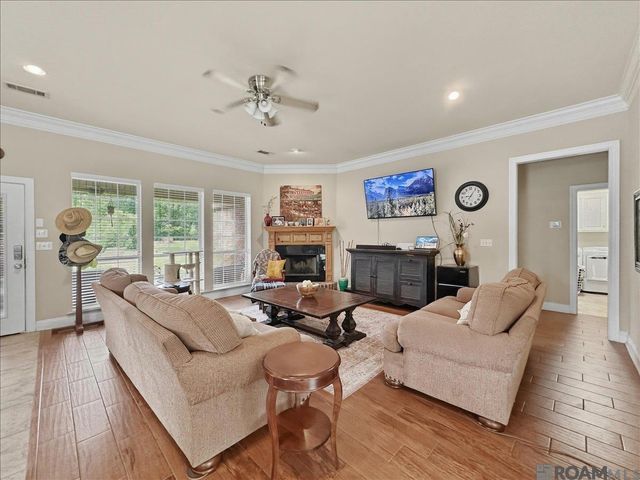 44129 La Hwy 431, St Amant, LA 70774