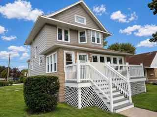 801 S 16th Avenue, Maywood, IL 60153