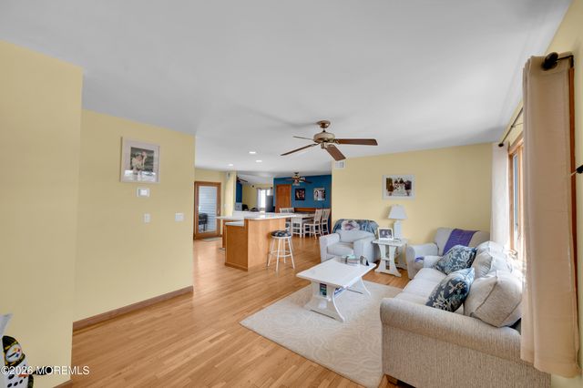 203 Gilford Avenue, Island Heights, NJ 08732