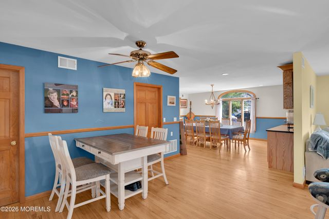 203 Gilford Avenue, Island Heights, NJ 08732