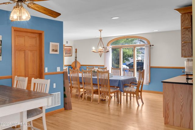 203 Gilford Avenue, Island Heights, NJ 08732