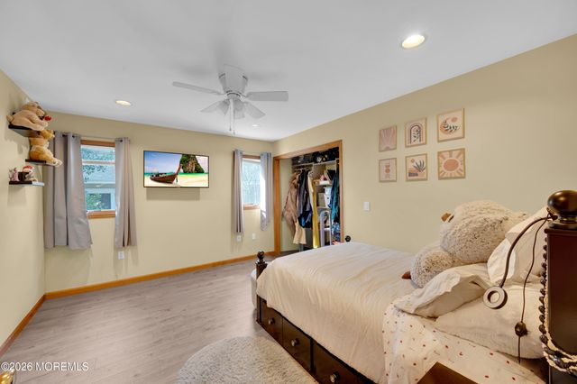 203 Gilford Avenue, Island Heights, NJ 08732