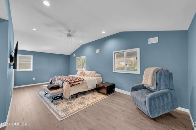 203 Gilford Avenue, Island Heights, NJ 08732