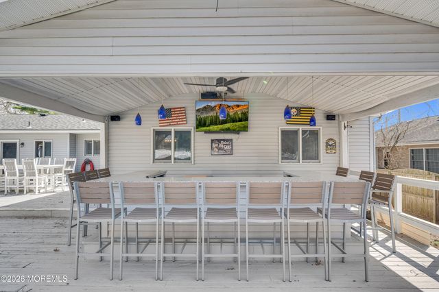 203 Gilford Avenue, Island Heights, NJ 08732