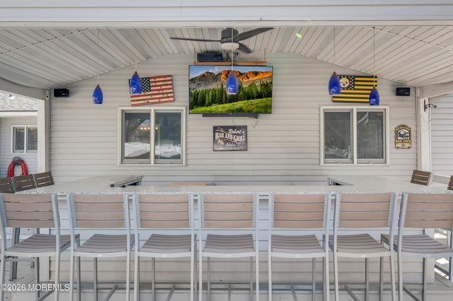 203 Gilford Avenue, Island Heights, NJ 08732