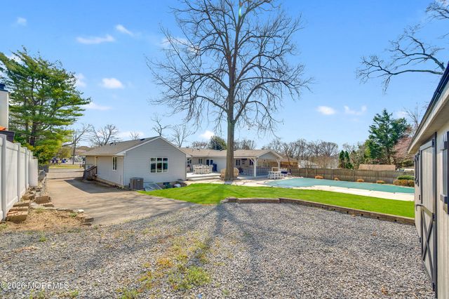 203 Gilford Avenue, Island Heights, NJ 08732