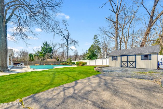 203 Gilford Avenue, Island Heights, NJ 08732