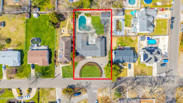 203 Gilford Avenue, Island Heights, NJ 08732