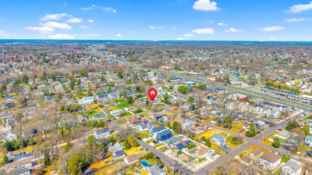 203 Gilford Avenue, Island Heights, NJ 08732