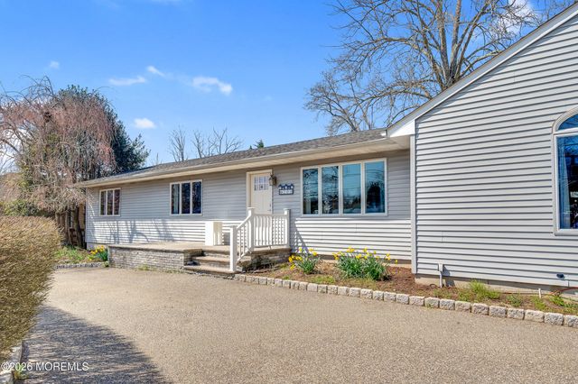 203 Gilford Avenue, Island Heights, NJ 08732