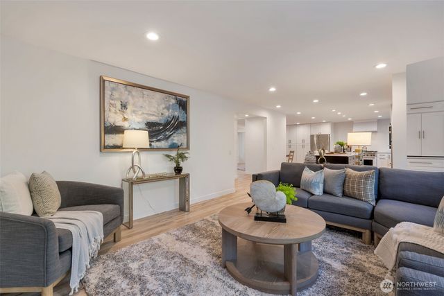 19228 NE 202nd Street, Woodinville, WA 98077