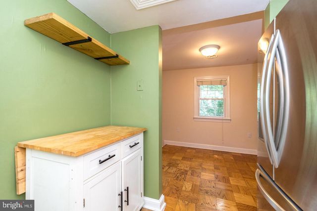 704 YARDLEY CMNS, Yardley, PA 19067