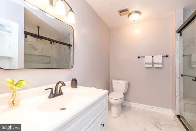704 YARDLEY CMNS, Yardley, PA 19067