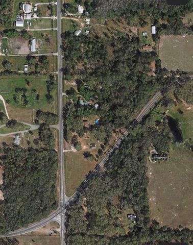 36126 CR 439, Eustis, FL 32726
