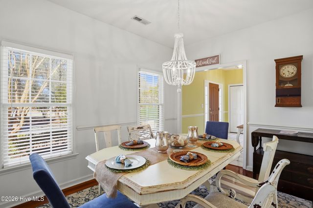 200 Greenwich Lane, Wilmington, NC 28409