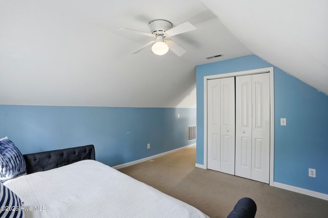 200 Greenwich Lane, Wilmington, NC 28409