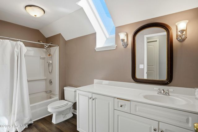 200 Greenwich Lane, Wilmington, NC 28409