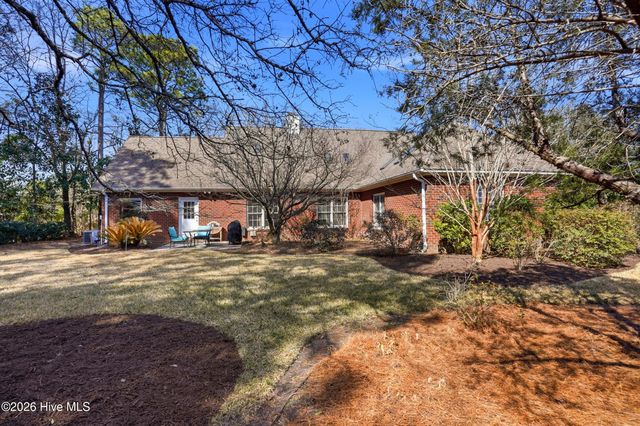 200 Greenwich Lane, Wilmington, NC 28409