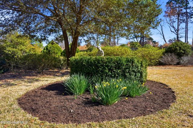 200 Greenwich Lane, Wilmington, NC 28409