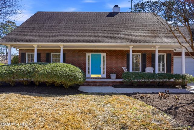 200 Greenwich Lane, Wilmington, NC 28409