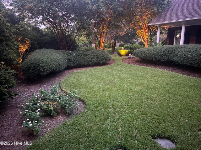 200 Greenwich Lane, Wilmington, NC 28409