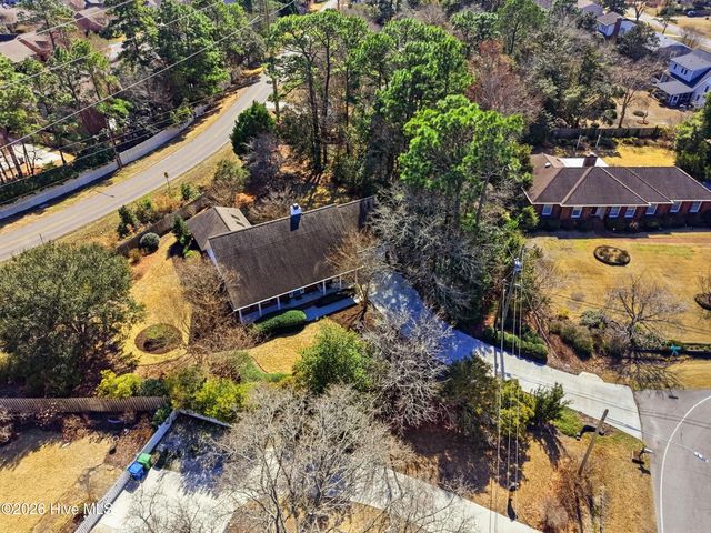 200 Greenwich Lane, Wilmington, NC 28409