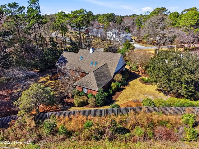 200 Greenwich Lane, Wilmington, NC 28409
