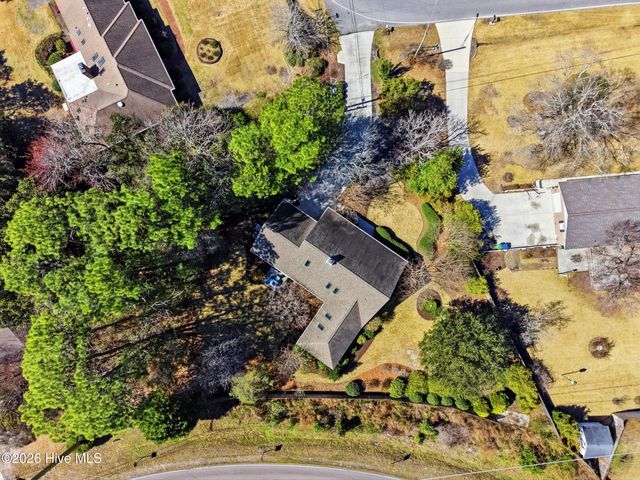 200 Greenwich Lane, Wilmington, NC 28409