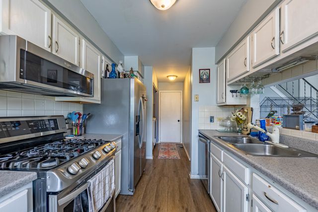 19733 S Edinburgh Lane, Frankfort, IL 60423