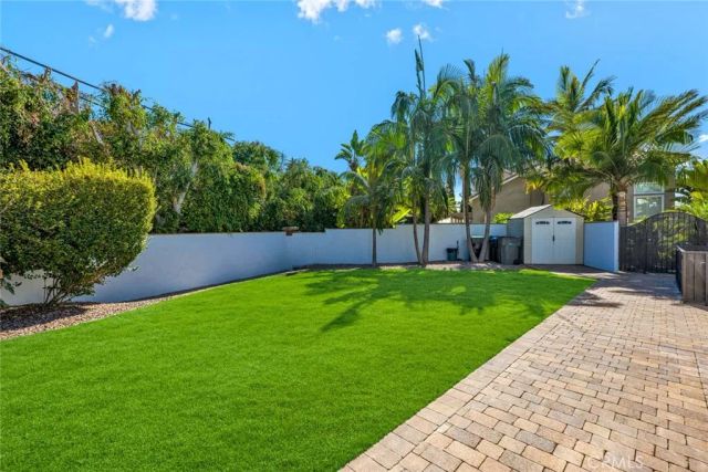 13671 Belle Rive, North Tustin, CA 92705