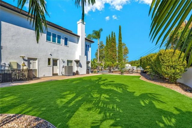 13671 Belle Rive, North Tustin, CA 92705
