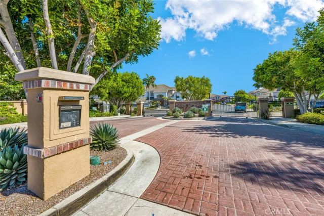 13671 Belle Rive, North Tustin, CA 92705