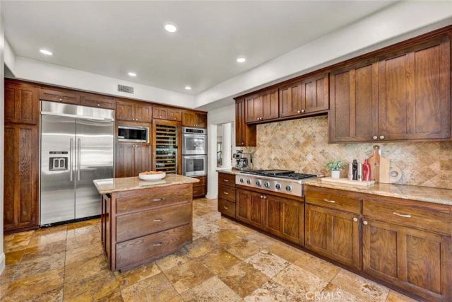 13671 Belle Rive, North Tustin, CA 92705