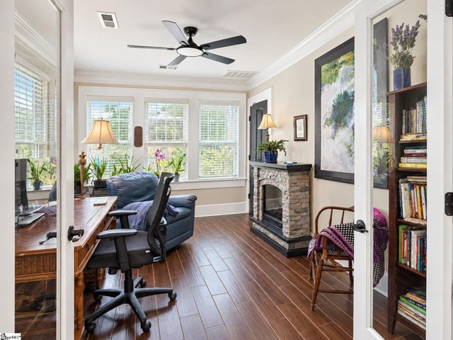 23 Underwood Avenue, Greenville, SC 29607