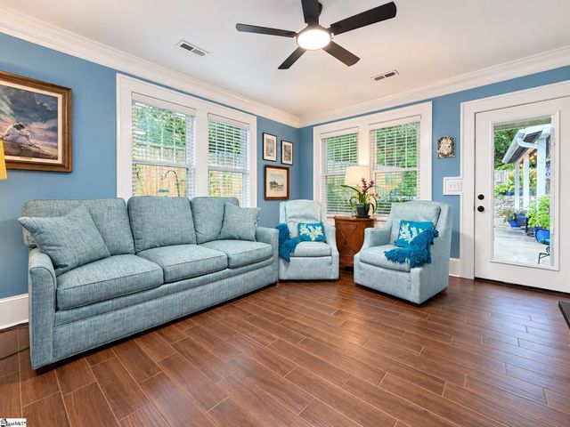 23 Underwood Avenue, Greenville, SC 29607