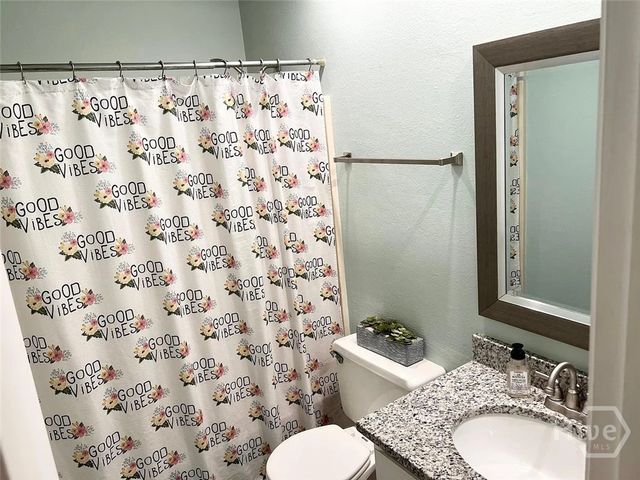 12 St Moritz Court, Savannah, GA 31419