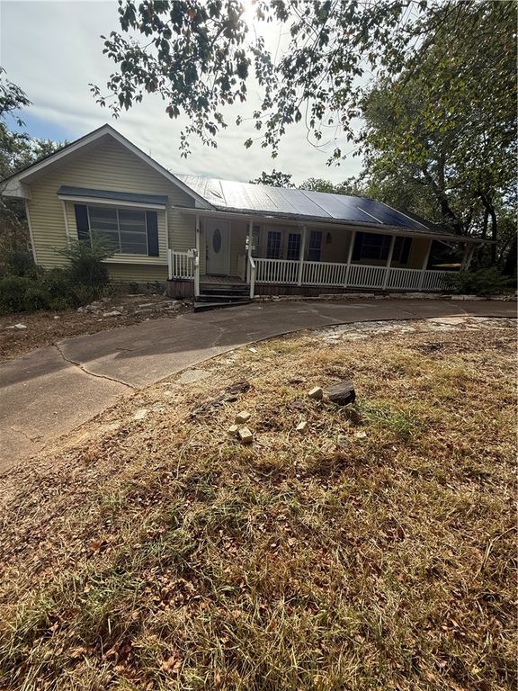 106 Post Oak, Hilltop Lakes, TX 77871 — exterior