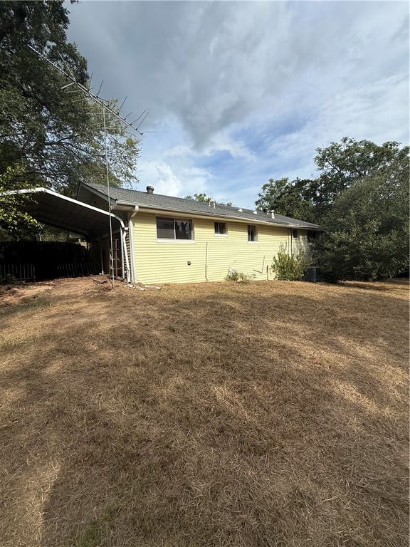 106 Post Oak, Hilltop Lakes, TX 77871 — photo 5