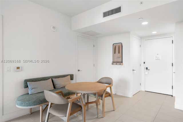 159 NE 6th St 2804, Miami, FL 33132