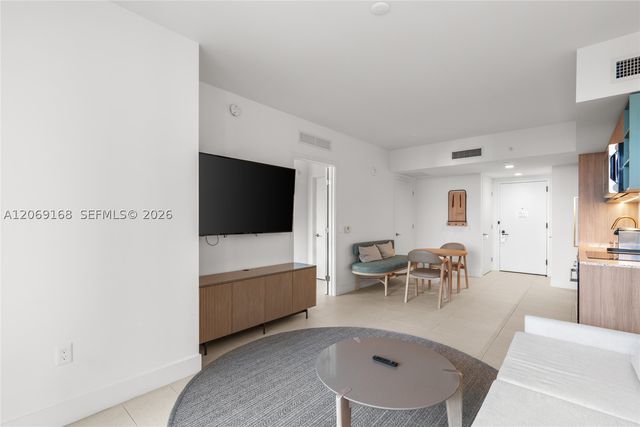 159 NE 6th St 2804, Miami, FL 33132