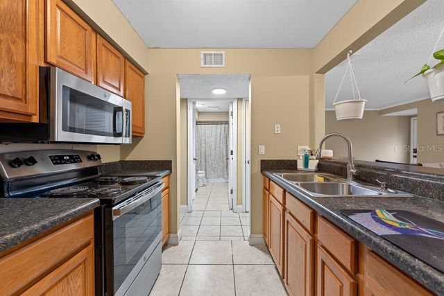 1409 ALPINE ROAD 10, Clearwater, FL 33755