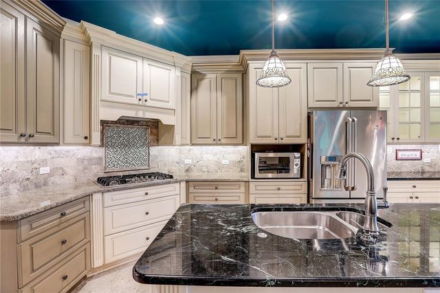 1508 ECKLES DRIVE, Tampa, FL 33612